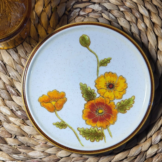 Vintage Mikasa California Poppies Stoneware Luncheons Plates set of 4