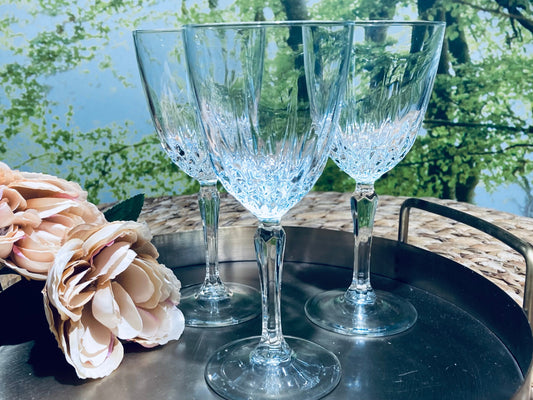 Vintage LUMINARC by Durand wine glasses, Set of 3
